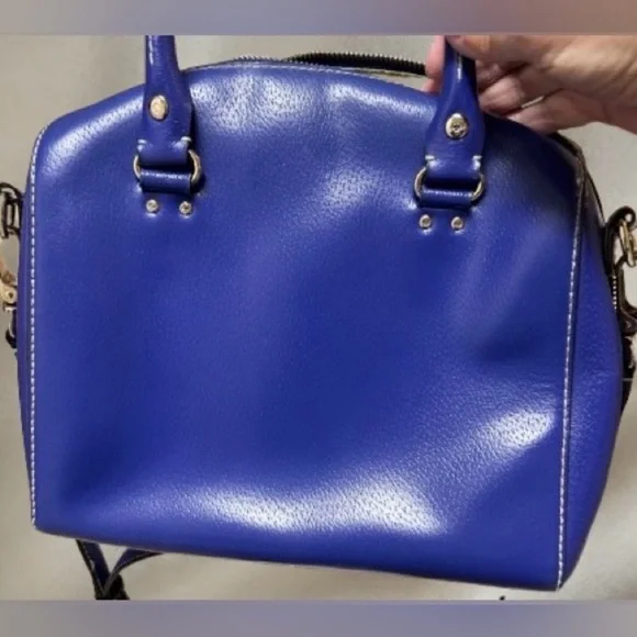 Kate Spade Limited edition Alessa Wellesley holiday blue satchel. - Picture 5 of 14